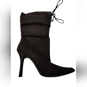 Elegant Black Snow Day/ Freezing Weather Heels Sz 6.5